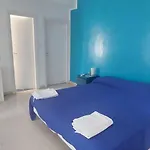 아파트 Barnet House Lamezia *