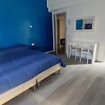 아파트 Barnet House Lamezia *