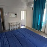 아파트 Barnet House Lamezia *