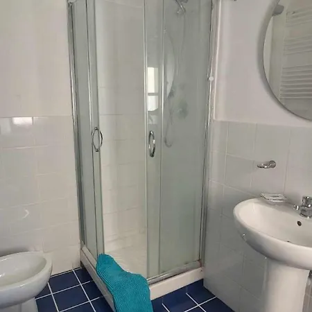Barnet House Lamezia Apartment