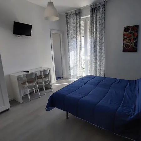 דירה Barnet House Lamezia *