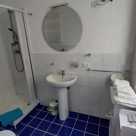 Barnet House Lamezia *