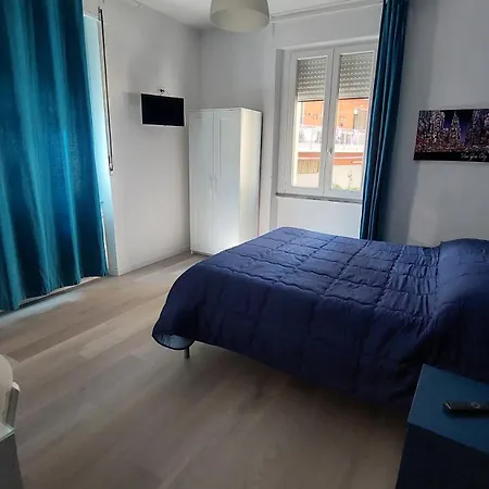Barnet House Lamezia شقة لاميزيا تيرمي