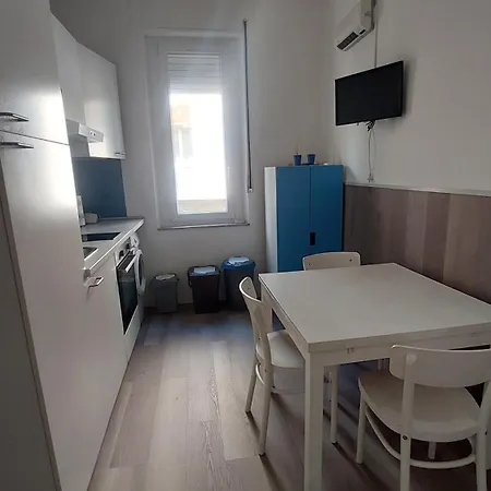 Barnet House Lamezia