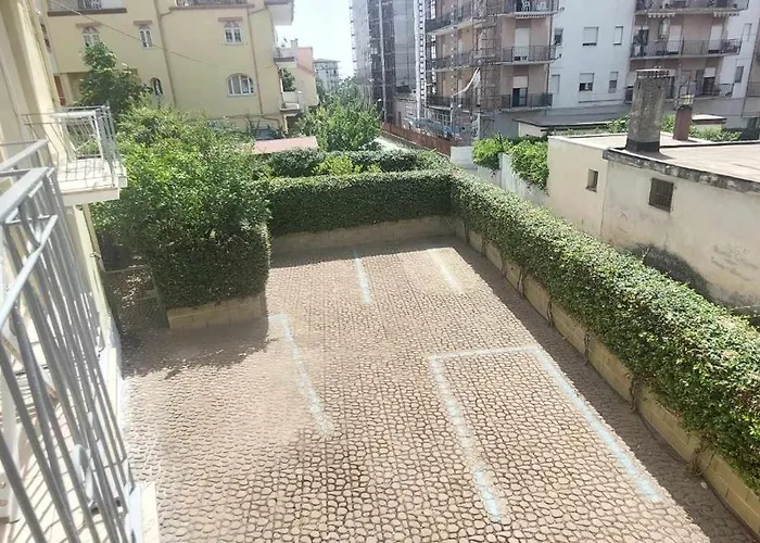 Barnet House Lamezia